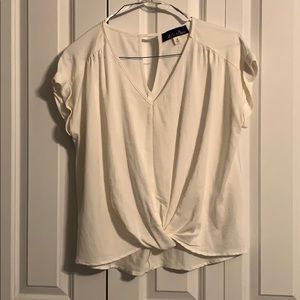 Knot front shirt NWOT